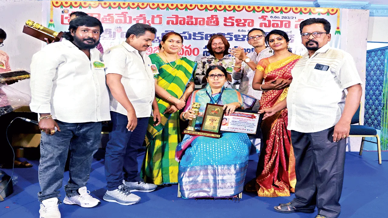 నాగేశ్వరమ్మకు కీర్తి చక్ర అవార్డు