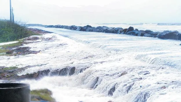 Montha Cyclone: ఉగ్రమొంథా..!