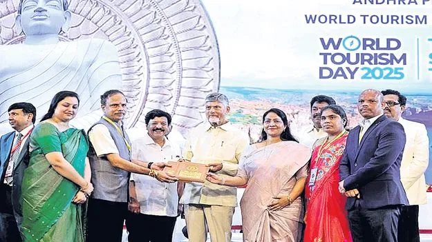 మన్యానికి రెండు టూరిజం ఎక్స్‌లెన్స్‌ అవార్డులు 