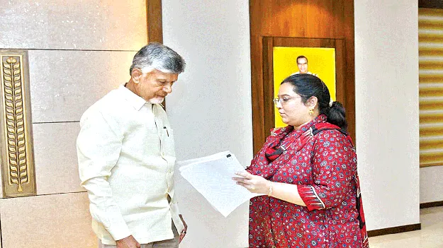 సీఎం దృష్టికి నియోజకవర్గ సమస్యలు