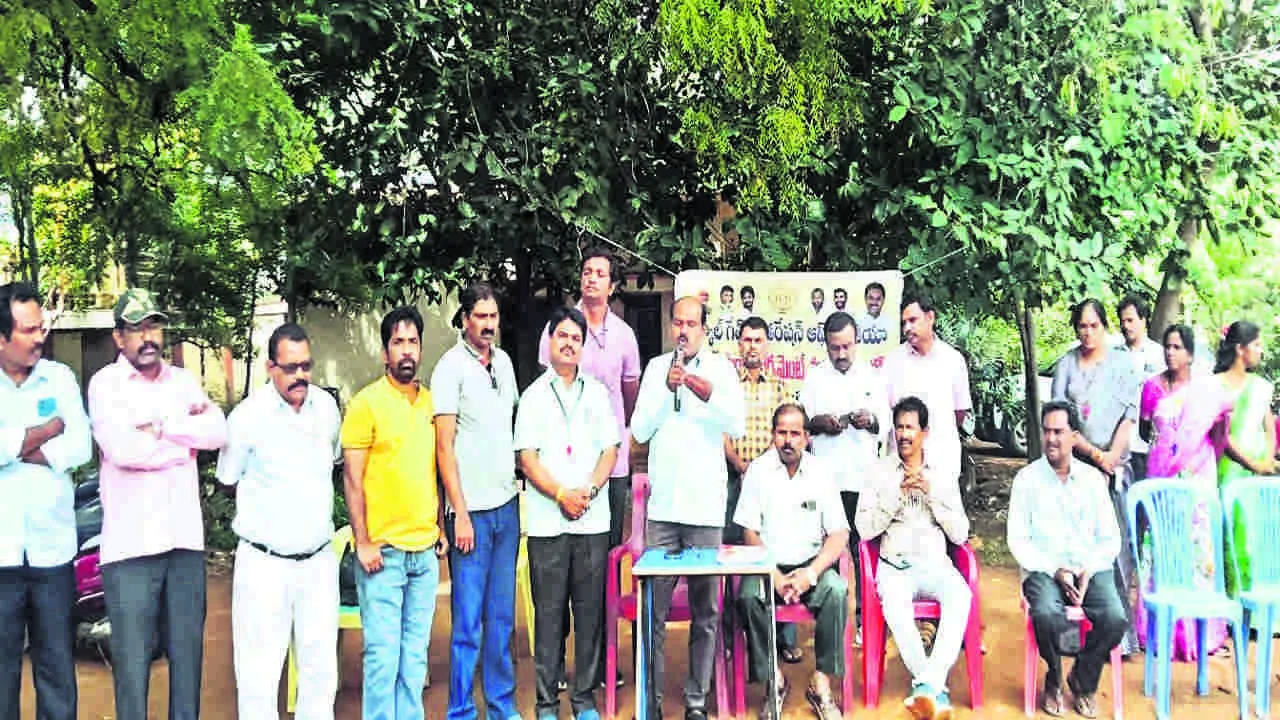 GAMES: ఎస్‌జీఎఫ్‌ డివిజన స్థాయి పోటీలు ప్రారంభం