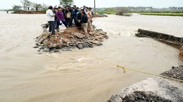  ముంచిన మొంథా 