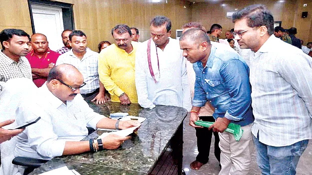  సమస్యలు పరిష్కారమే ధ్యేయం 