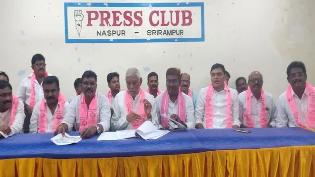 అధికార పార్టీ అండదండలతో కబ్జాలు 