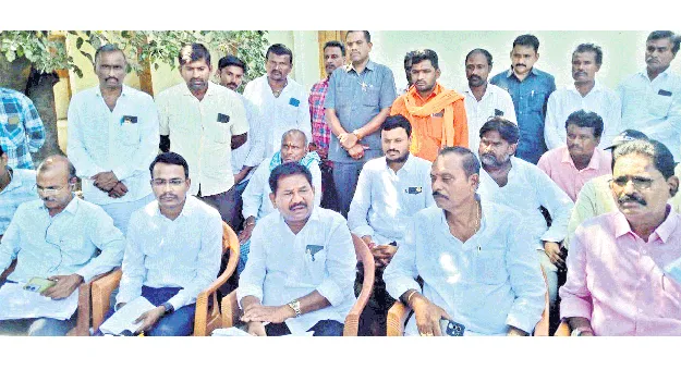 వైసీపీ బురద రాజకీయాలకు స్వస్తి పలకాలి