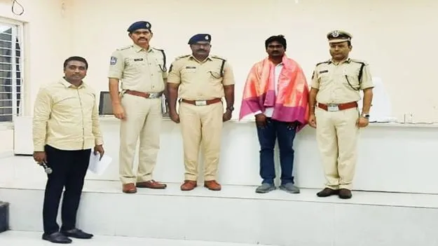 బాధితులకు న్యాయం జరిగేలా చూడాలి 