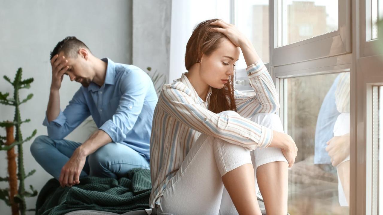 Relationship Warning Signs: ఈ మార్పులు కనిపిస్తే మీ భాగస్వామిలో అసంతృప్తి మొదలైనట్టే