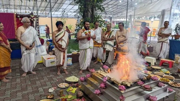 SDBBS Chandi Homam: సింగపూర్ దక్షిణ భారత బ్రాహ్మణ సభ ఆధ్వర్యంలో చండీ హోమం