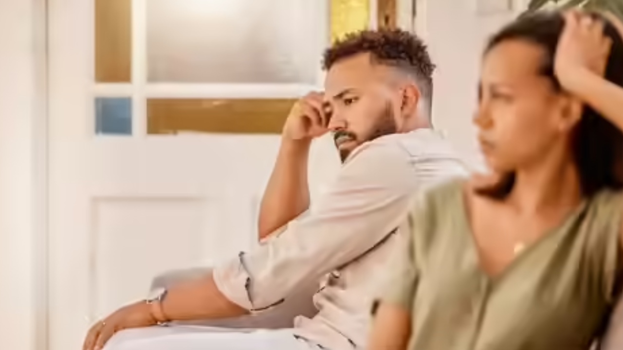 Emotional Baggage: అలర్ట్..  మీ పార్టనర్‌లో ఈ లక్షణాలు ఉంటే..