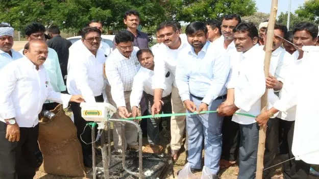 రైతుల సంక్షేమం కోసమే కొనుగోలు కేంద్రాలు