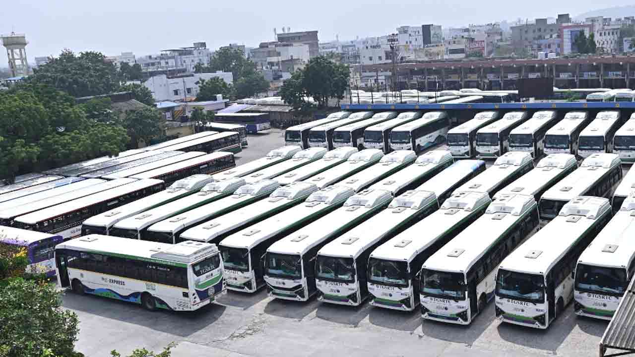 BC JACs Bandh: నల్గొండలో బీసీ సంఘాల బంద్ విజయవంతం.. 