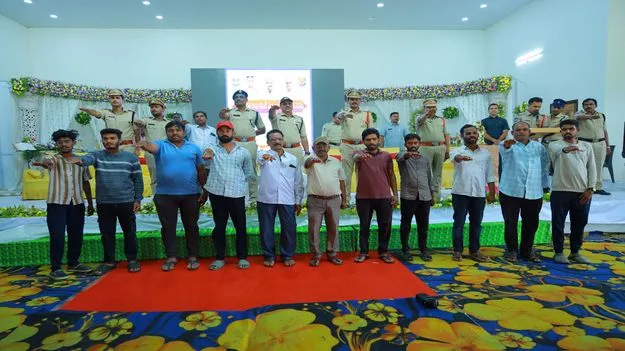 ప్రతీ ఒక్కరూ ట్రాఫిక్‌ నిబంధనలు పాటించాలి