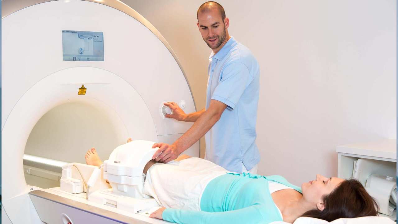 MRI: తొలిసారి ఎమ్ఆర్ఐ పరీక్షా? తప్పక తెలియాల్సిన విషయాలు ఇవీ
