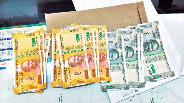 నకిలీ నోట్లు స్వాధీనం