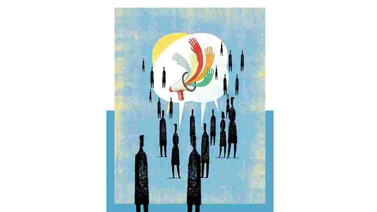 Beyond Single Standards: బహుళ స్వరాల నేటి విమర్శ