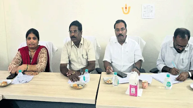 అందరి సహకారంతో అభివృద్ధి చేద్దాం