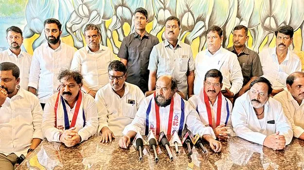 ఉద్యమాలు ఉధృతం చేయాలి 