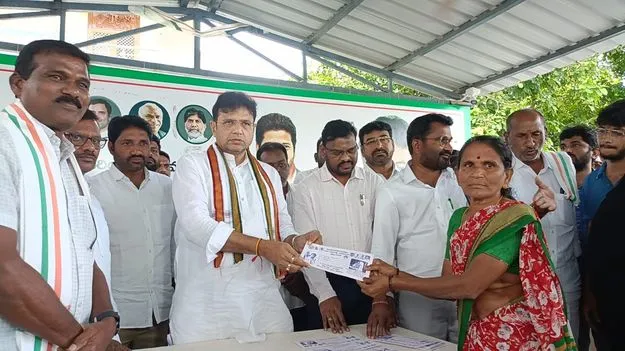 సరస్వతీ నిలయంగా మంథని అభివృద్ధి చేస్తా