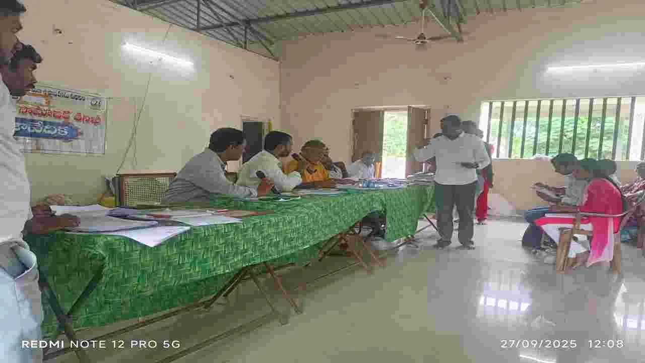 టార్గెట్‌ చేసి ఇబ్బందులు పెడుతున్నారు