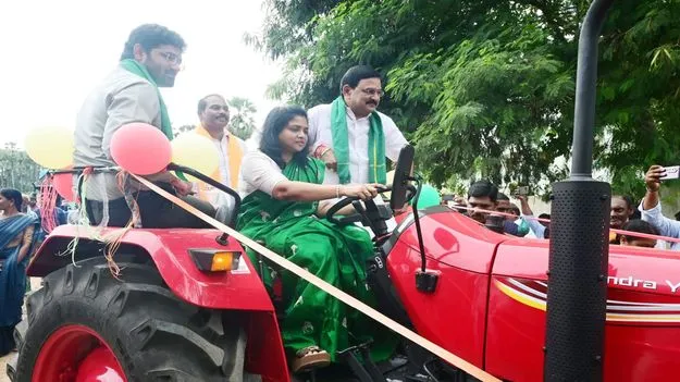 అధికారులు చిత్తశుద్ధితో పనిచెయ్యాలి 