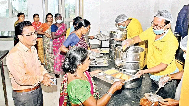 అన్న క్యాంటీన్లను పర్యవేక్షించాలి : కమిషనర్‌