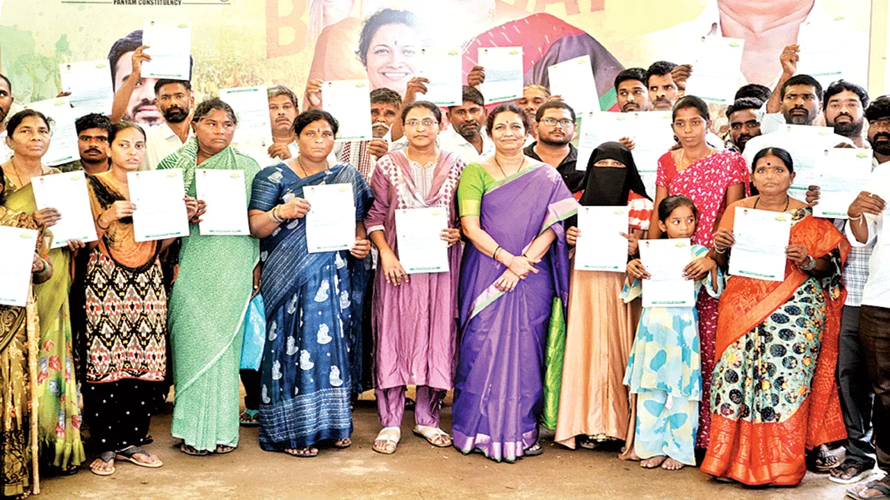 బాధితులకు అండగా సీఎం సహాయ నిధి