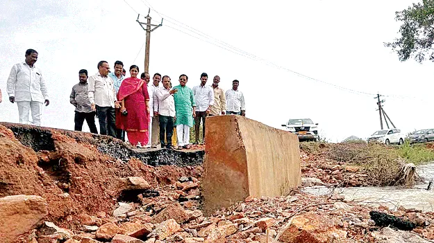నష్టంపై ప్రభుత్వానికి నివేదిస్తా