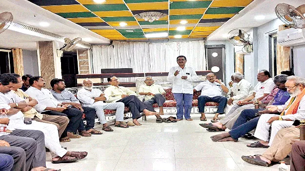 పాలకొండ జిల్లా ఏర్పాటుచేయాలి