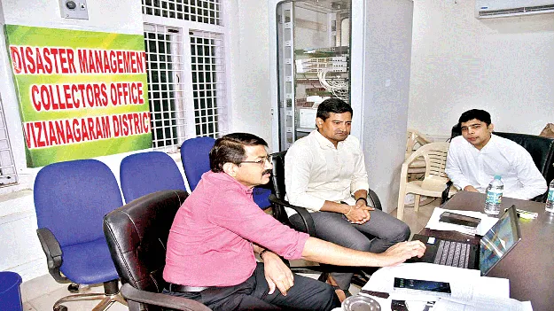 ముందుచూపే కాపాడింది