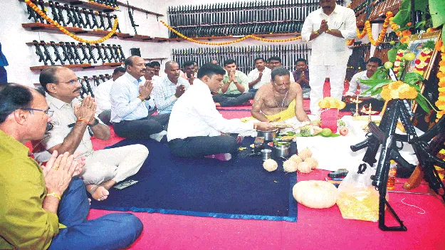 ఘనంగా ఆయుధ పూజ