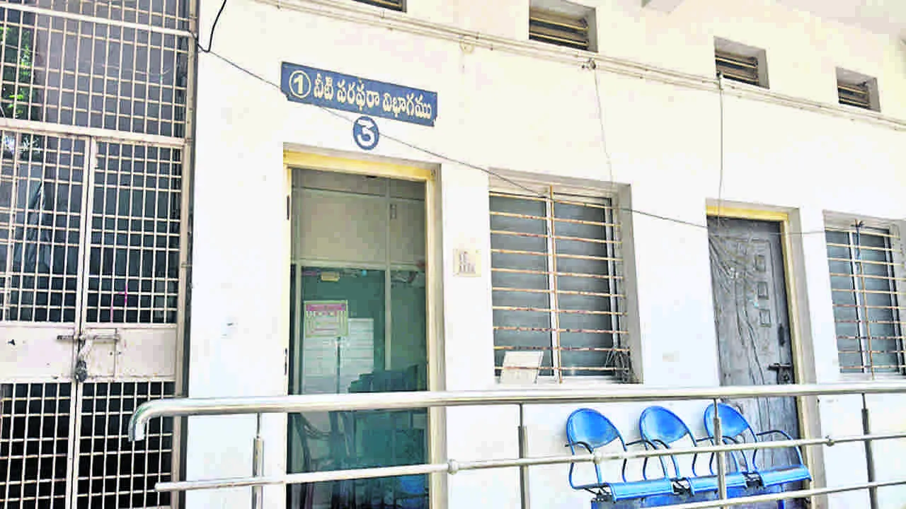 CORPORATION: సీట్లన్నీ ఖాళీ