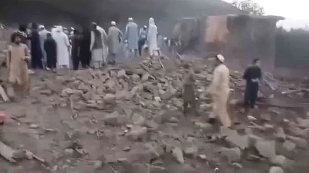 Pakistan Airstrike Hits: సొంత ప్రజలపైనే పాక్‌ బాంబుల దాడి