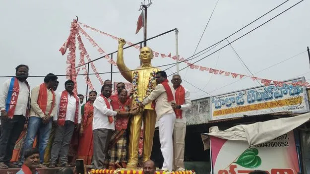 గుండా మల్లేష్‌ సేవలు చిరస్మరణీయం