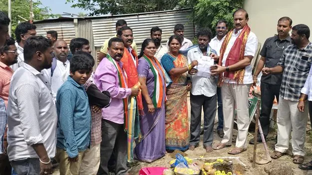 అర్హులందరికీ ఇందిరమ్మ ఇళ్లు 