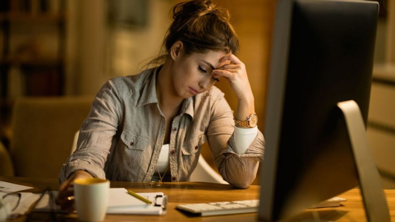 Emotional Habits: మానసిక దృఢత్వాన్ని దెబ్బతీసే అలవాట్లు