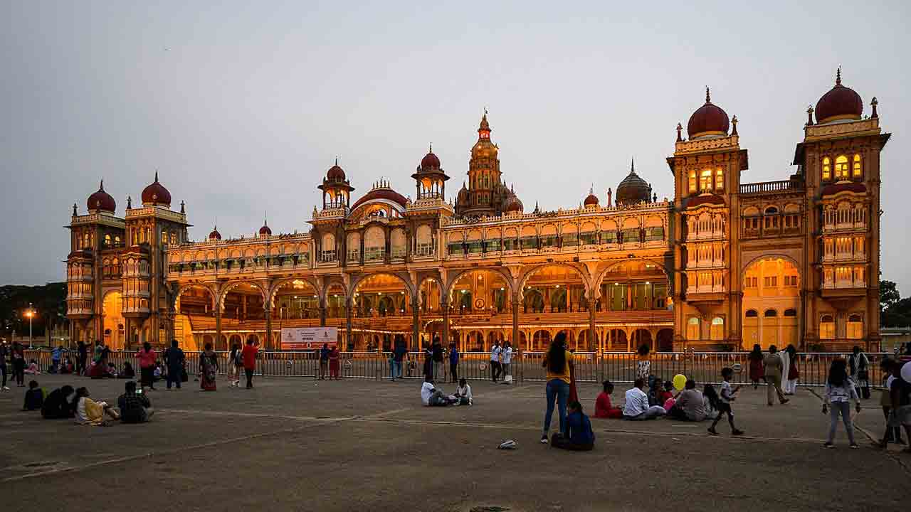 Karnataka Tourism: మీరు ఎప్పుడైనా కర్ణాటక వెళ్తే.. ఇక్కడికి తప్పకుండా వెళ్లండి..