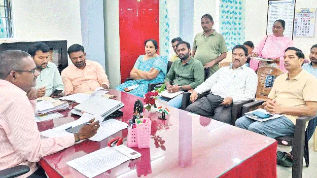 మొంథాపై అప్రమత్తం