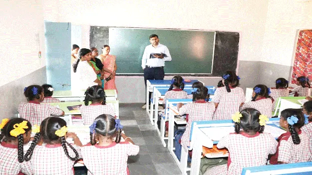 ఉత్తమ ఫలితాలు వచ్చేలా బోధించాలి