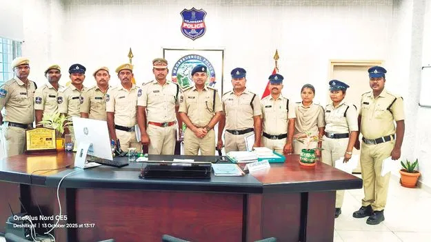 జిల్లాకు 10 మంది టూరిస్టు పోలీసులు 