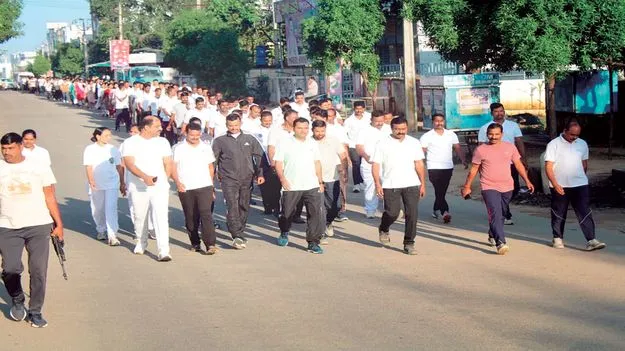 సర్దార్‌ స్ఫూర్తిని కొనసాగించాలి