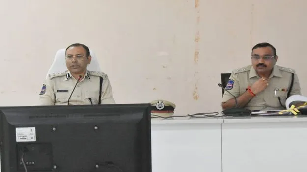 Peddapalli: నేరాల నియంత్రణకు సమన్వయంతో పనిచేయాలి