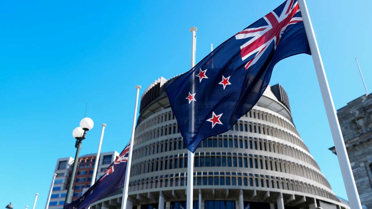 Fighter Jets: ఈ దేశాల వాయుసేనల్లో ఫైటర్ జెట్స్ లేవని తెలుసా?