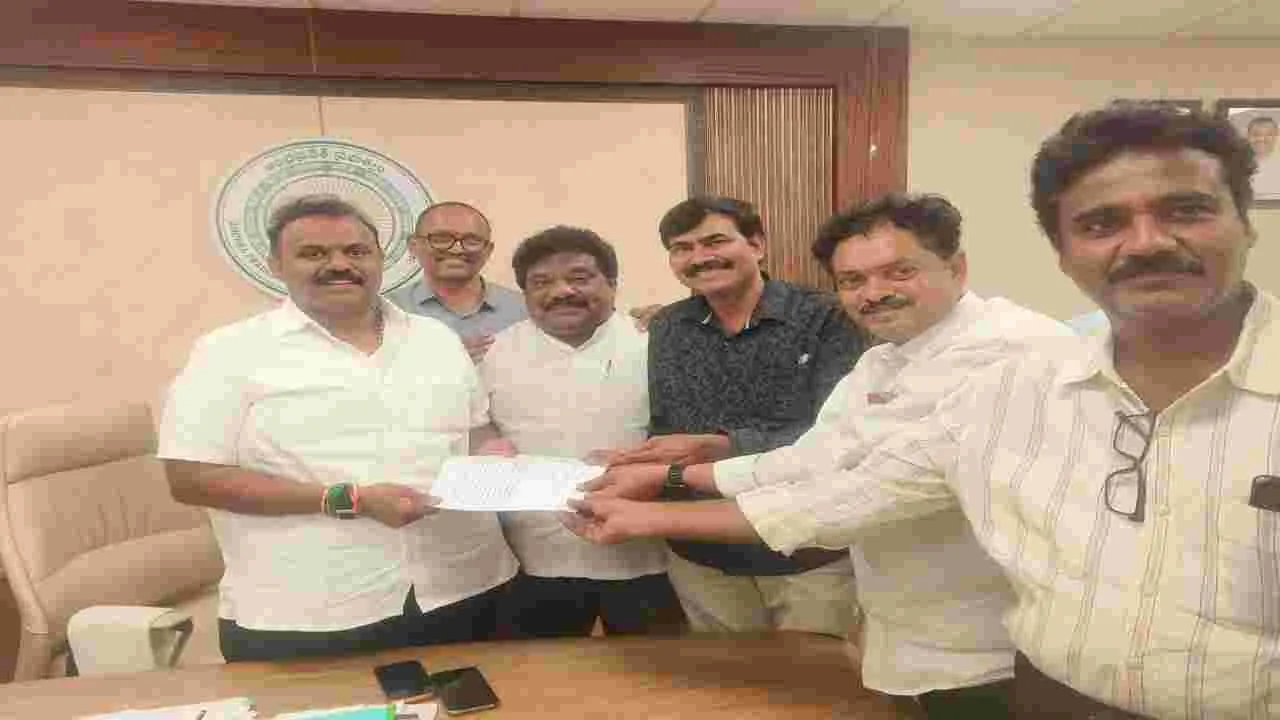 నూజివీడు గోడు 