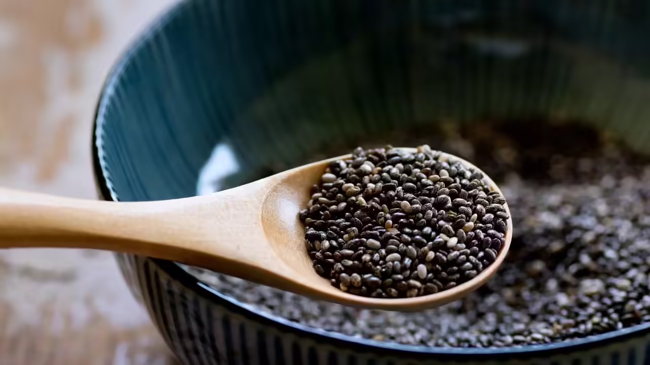 Chia Side-effects: ఈ సమస్యలున్న వాళ్లు చియా గింజలు తినకుండా ఉంటే బెటర్