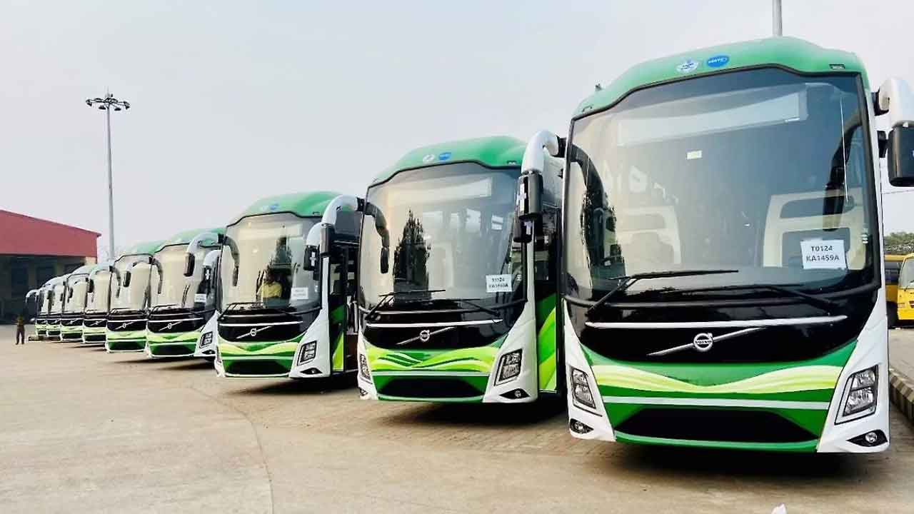 Bus Travel Safety: బస్సులో ప్రయాణిస్తున్నారా.. ఈ జాగ్రత్తలు తప్పనిసరి..!