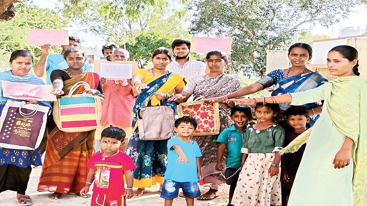 ప్లాస్టిక్ వద్దు.. జ్యూట్ ముద్దు