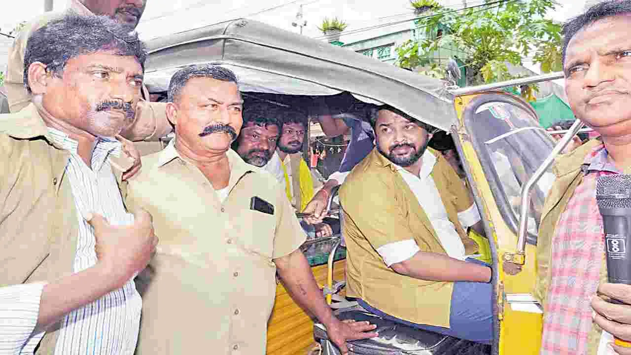 ఆటో డ్రైవర్ల సంక్షేమమే రాష్ట్ర ప్రభుత్వ లక్ష్యం