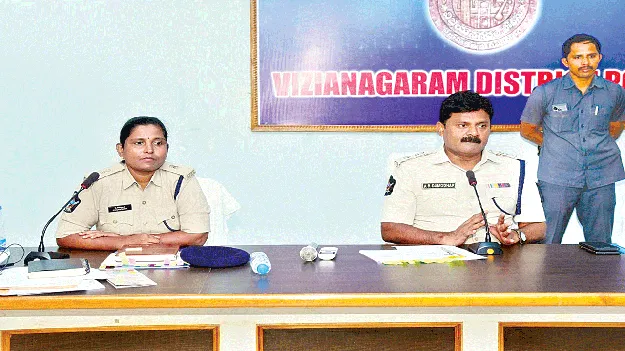 రాత్రి గస్తీని ముమ్మరం చేయాలి