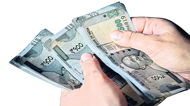 స్థలాల క్రమబద్ధీకరణలో చేతివాటం