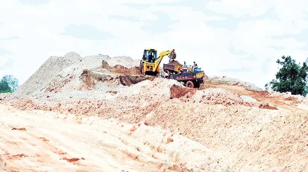 ఇసుక మాఫియా చేతిలో దుందుభీ బందీ